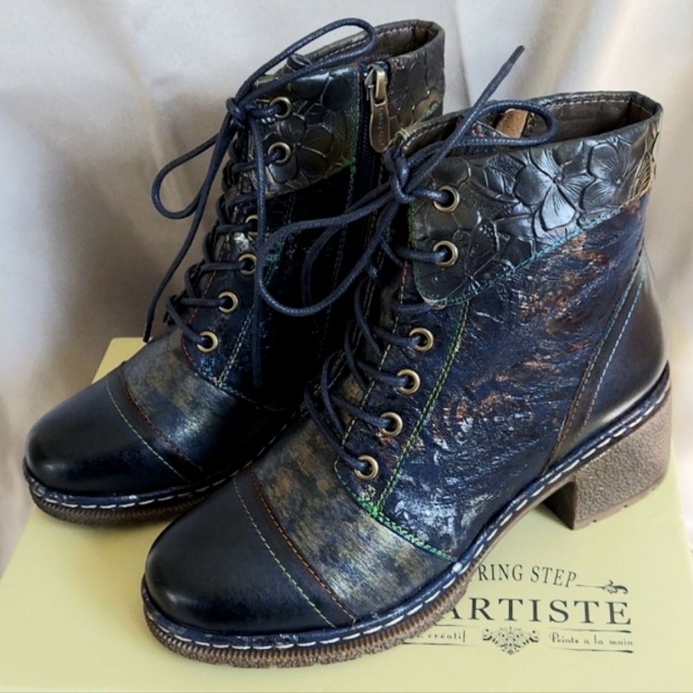 L'Artiste Boots, Sz6, Leather, Blue Artisan Detail, Heels, Laces, Side Zip, NEW!